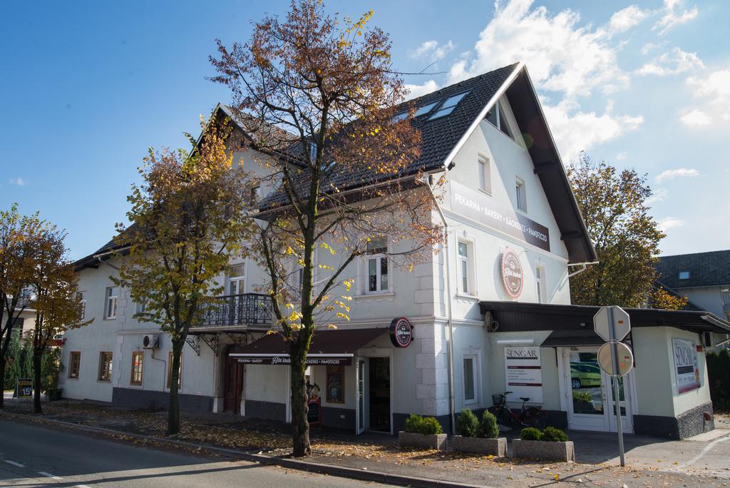 Apartments Miki'S Bled Eksteriør billede